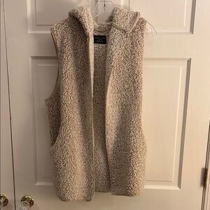 Love Tree Hooded Open Front Sherpa Vest